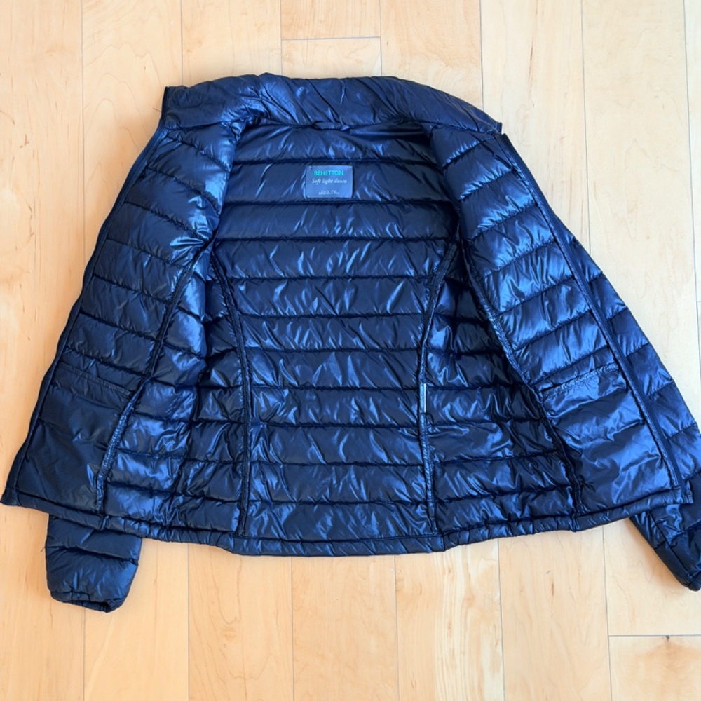 United Colors of Benetton~Black Lightweight Down Puffer Jacket ~ Size Small - Picture 5 of 7